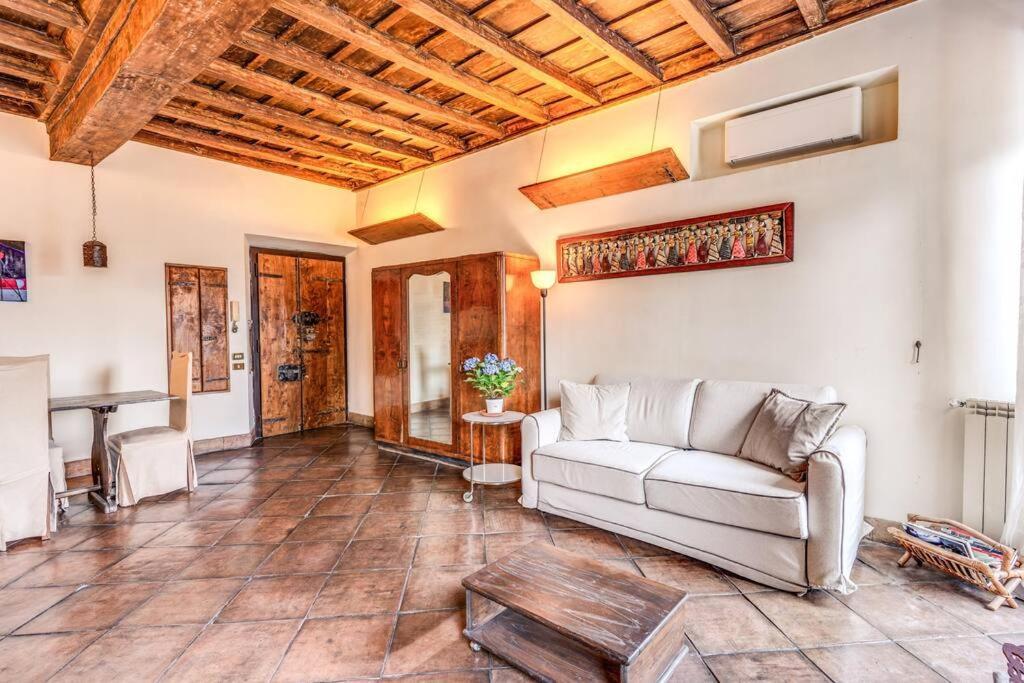 Flat With Lovely Views Near Piazza Navona Apartamento