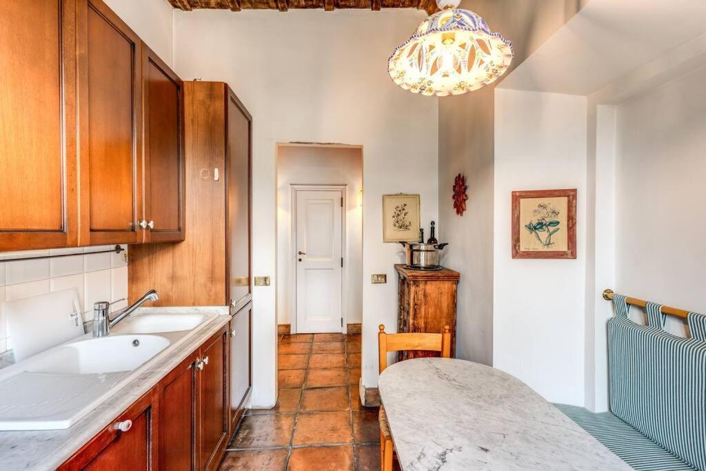 Apartamento Flat With Lovely Views Near Piazza Navona