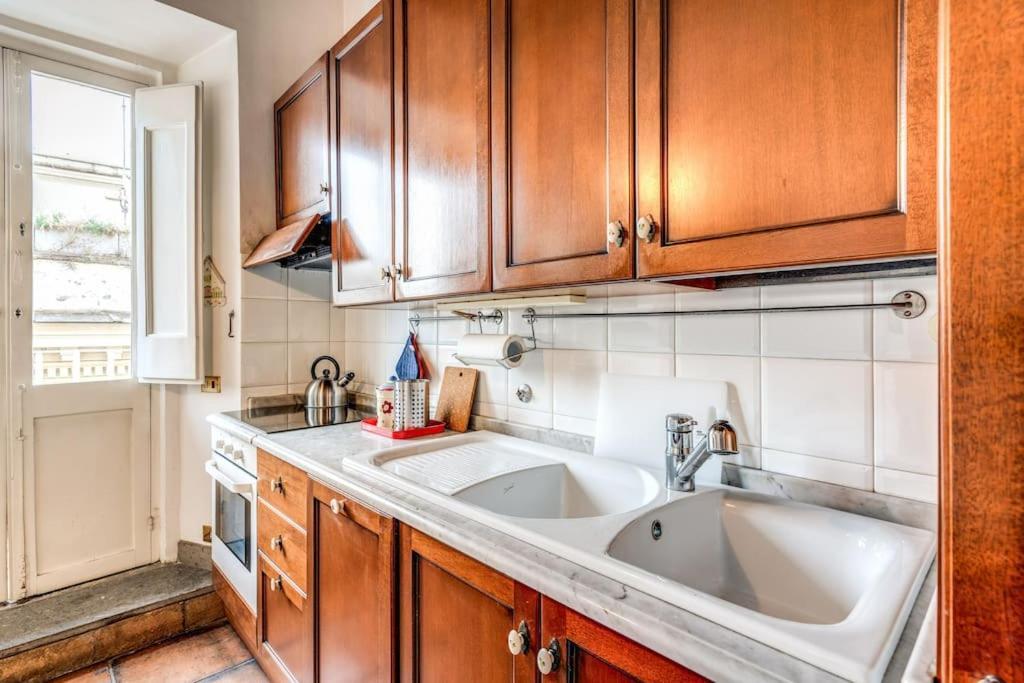 Apartamento Flat With Lovely Views Near Piazza Navona *