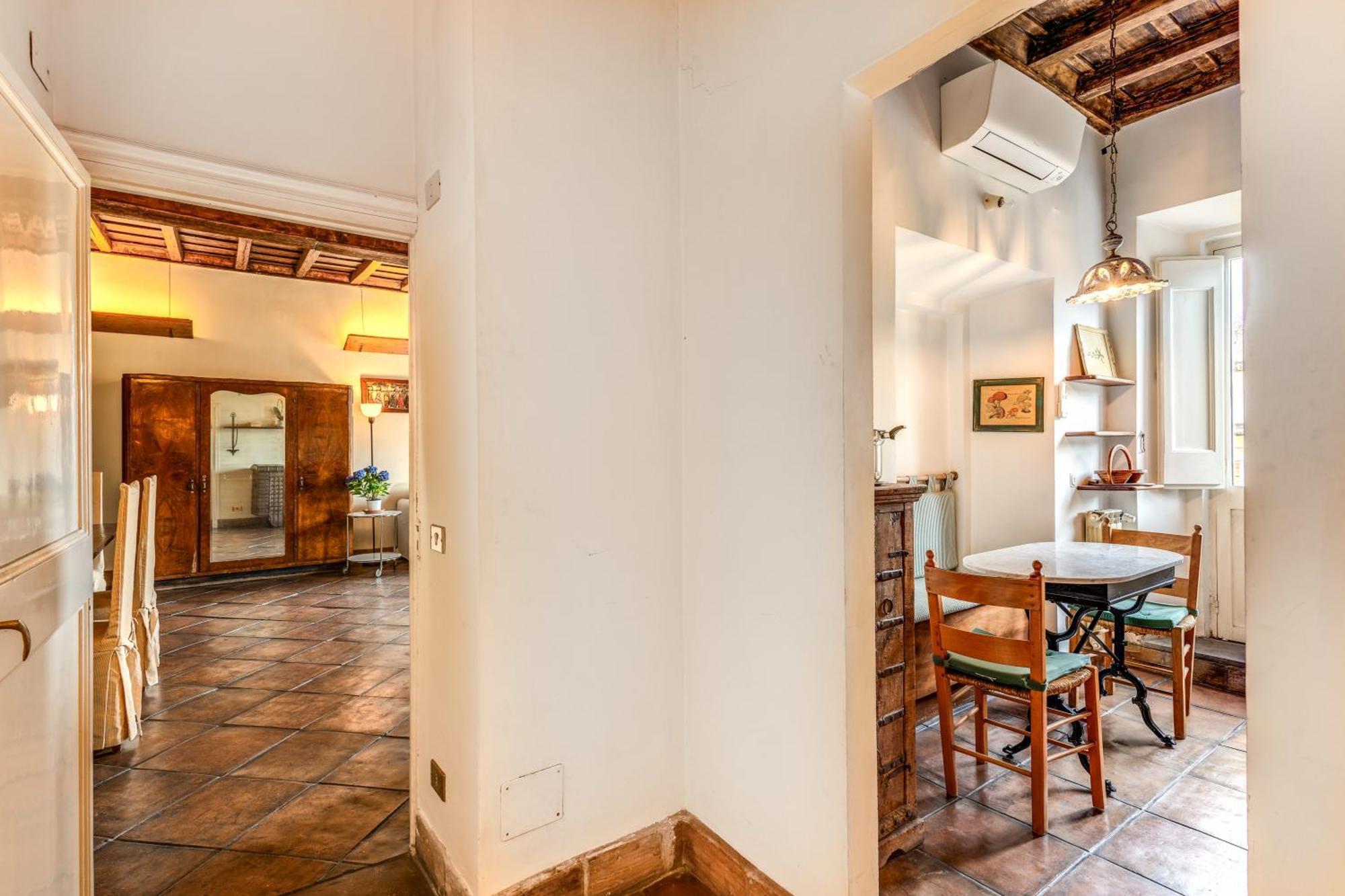 Flat With Lovely Views Near Piazza Navona Apartamento